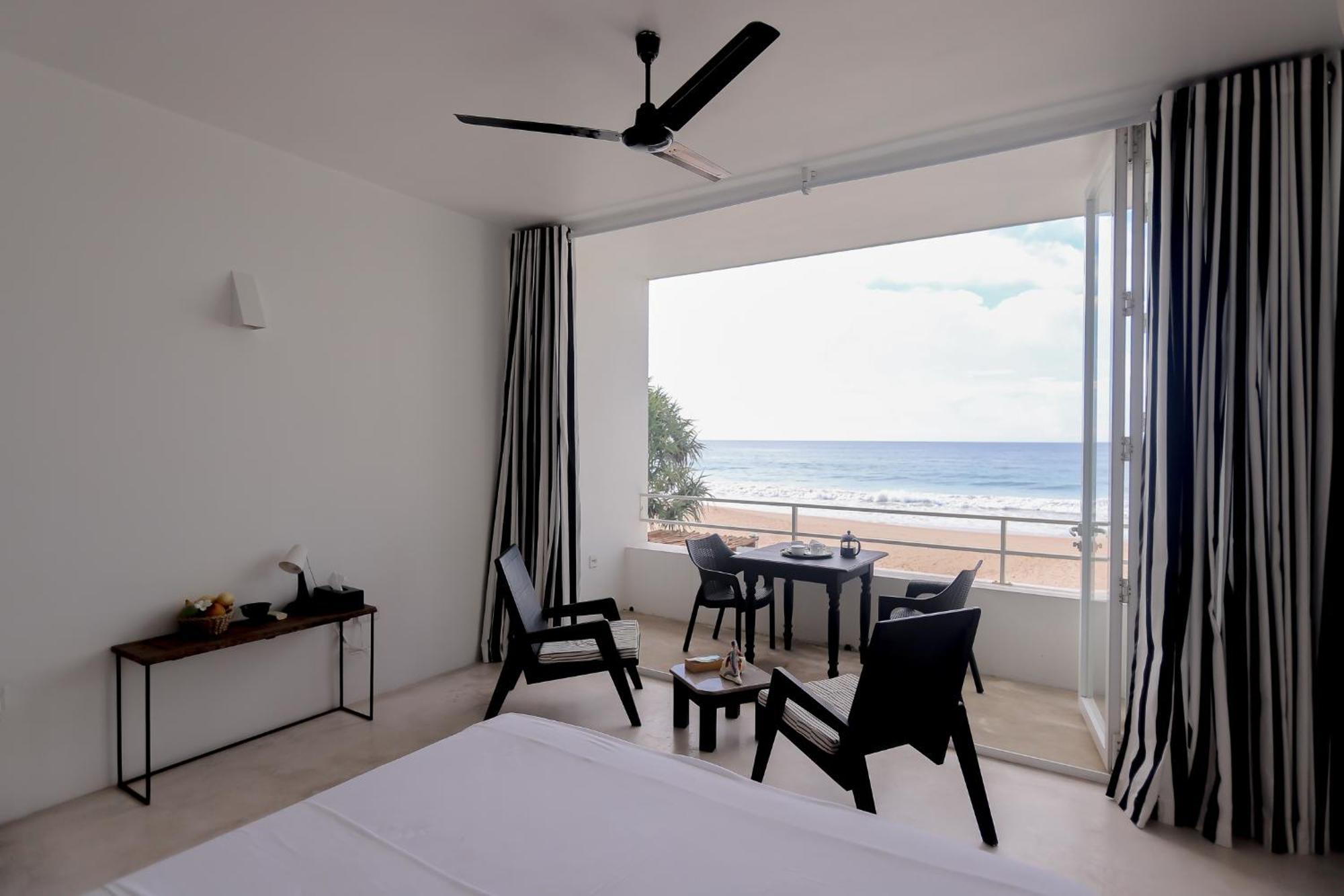 Bieshu Beach Hive Habaraduwa Ngoại thất bức ảnh