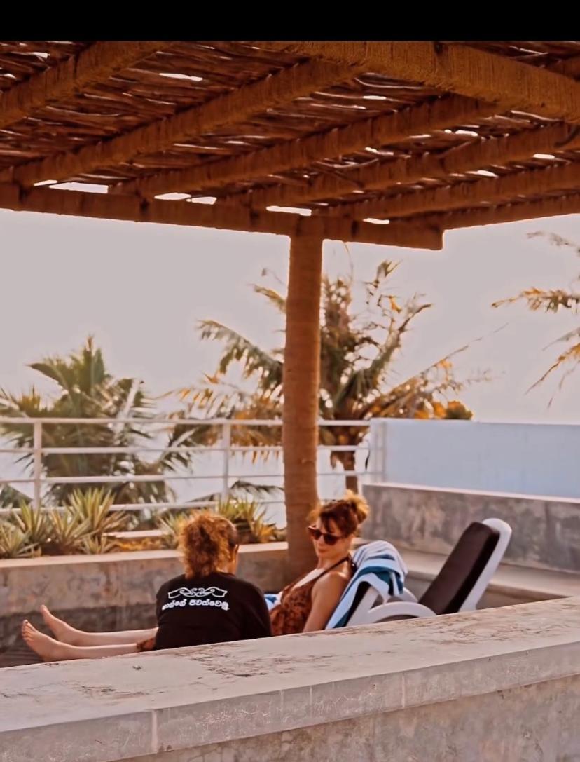 Bieshu Beach Hive Habaraduwa Ngoại thất bức ảnh